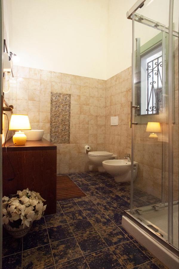 טרפאני Case Vacanze "Residenze Trapanesi" מראה חיצוני תמונה